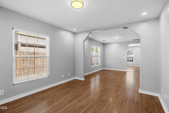 319 S Ivy Street, Medford, OR 97501