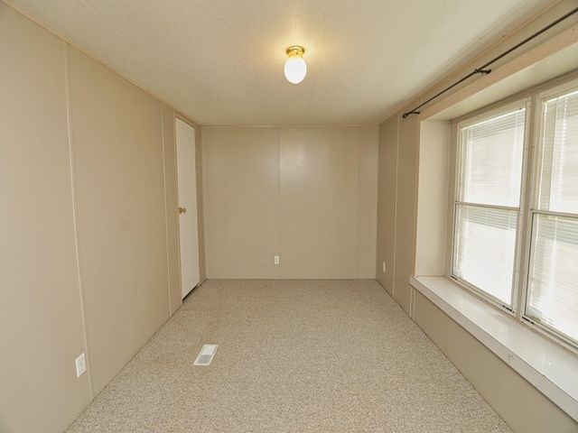 210 Floyd St Street, Boling, TX 77420
