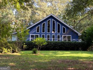 522 Capri Drive, Hartwell, GA 30643