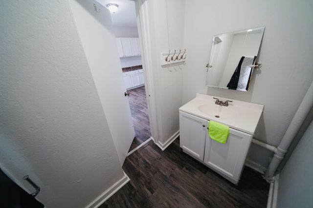 2112 Washington Avenue, Des Moines, IA 50310