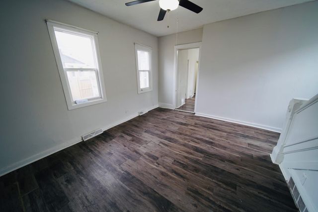 2112 Washington Avenue, Des Moines, IA 50310