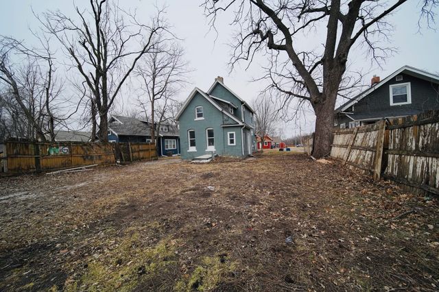 2112 Washington Avenue, Des Moines, IA 50310