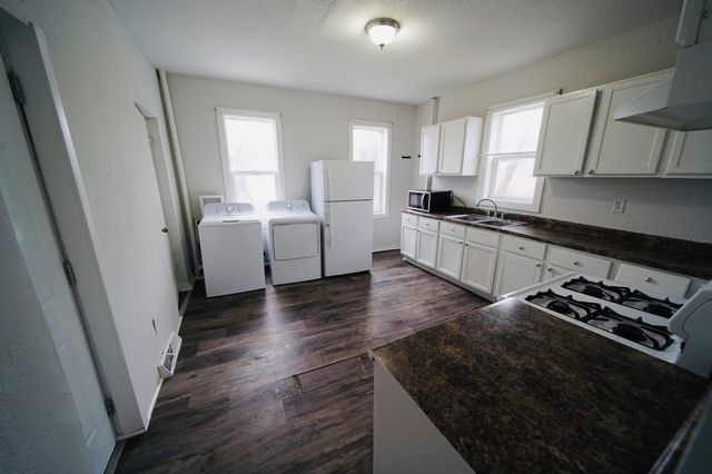 2112 Washington Avenue, Des Moines, IA 50310