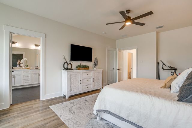 6300 Rover Lane, North Richland Hills, TX 76182