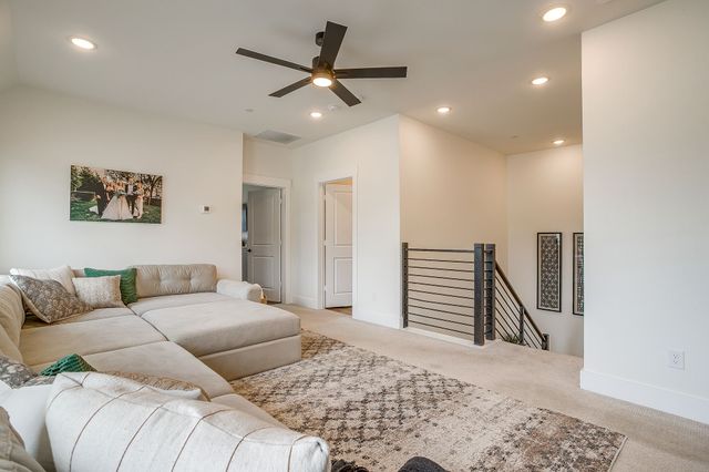 6300 Rover Lane, North Richland Hills, TX 76182