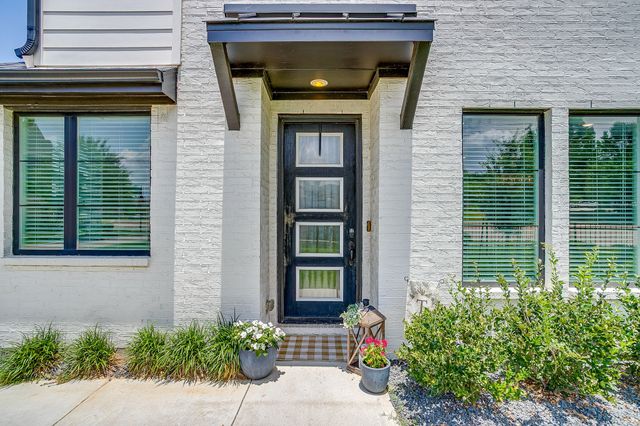 6300 Rover Lane, North Richland Hills, TX 76182