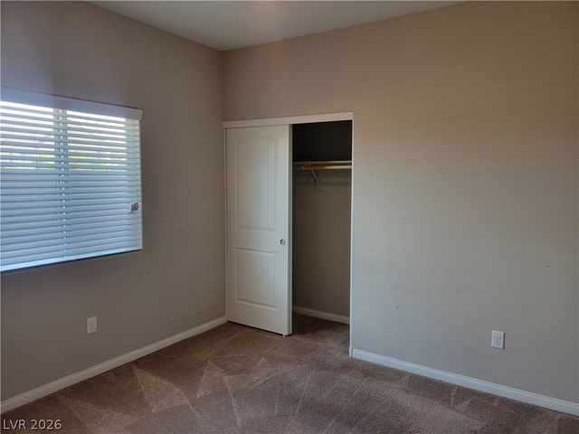 8852 Lake Myers Court, Las Vegas, NV 89139