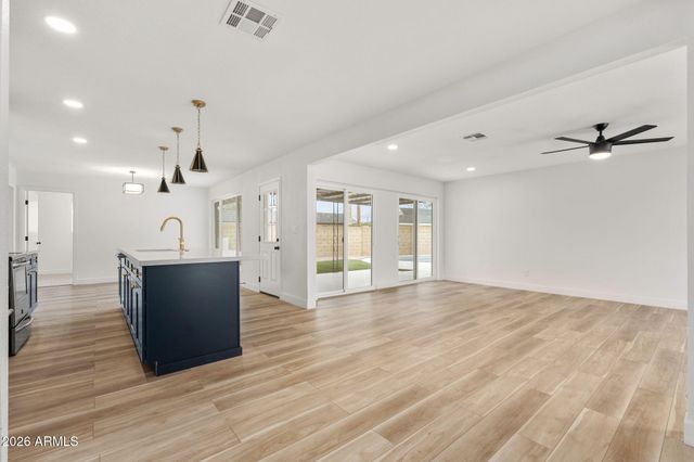 7734 N 34TH Avenue, Phoenix, AZ 85051