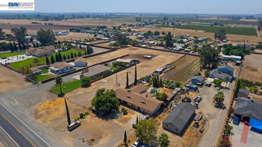 Image 1 of property listing at 4195 North Highway 59, Merced, CA 95348