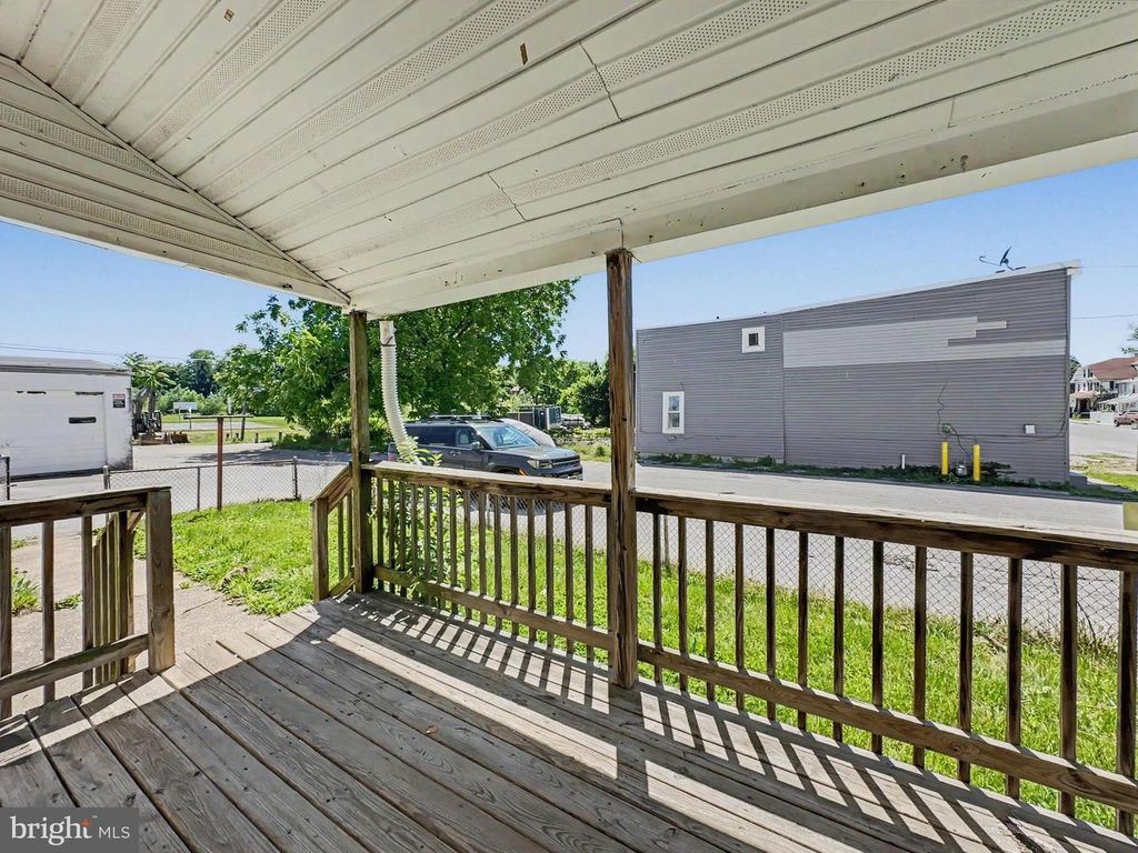 Image 19 of property listing at 522-526 BOUNDARY AVE E, York, PA 17403
