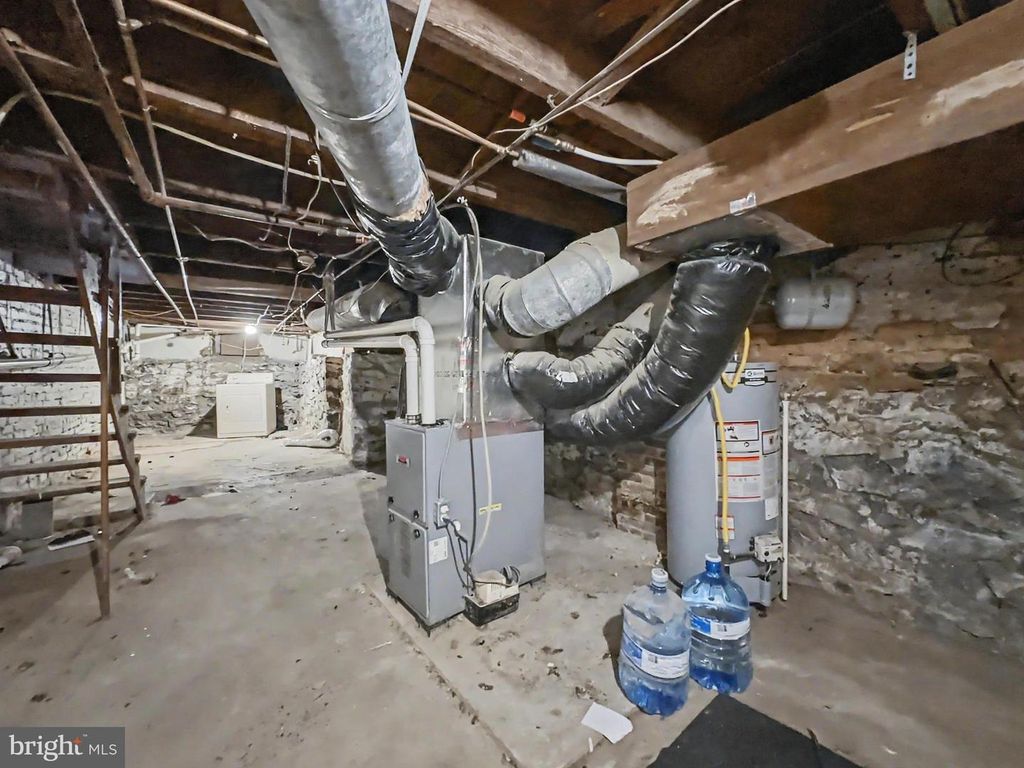 Image 31 of property listing at 522-526 BOUNDARY AVE E, York, PA 17403