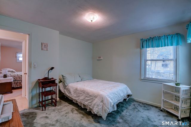 41 Sanford Road, Manchester, CT 06042