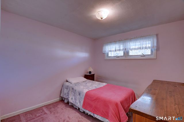 41 Sanford Road, Manchester, CT 06042