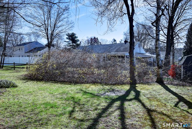 41 Sanford Road, Manchester, CT 06042