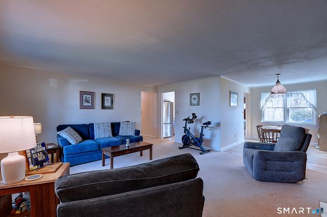 41 Sanford Road, Manchester, CT 06042