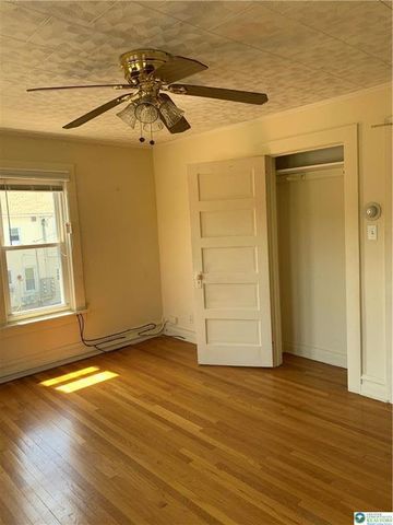 102 North 4th Street 2nd floor, Emmaus Boro, PA 18049