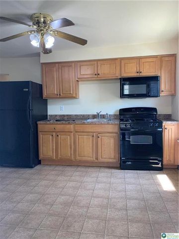 102 North 4th Street 2nd floor, Emmaus Boro, PA 18049