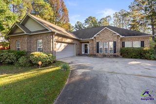 124 Timber Ridge Boulevard, Byron, GA 31008