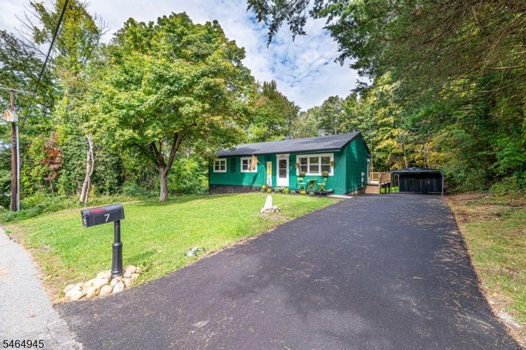 7 Fox Hill Dr, Franklin Boro, NJ 07416 — photo 3