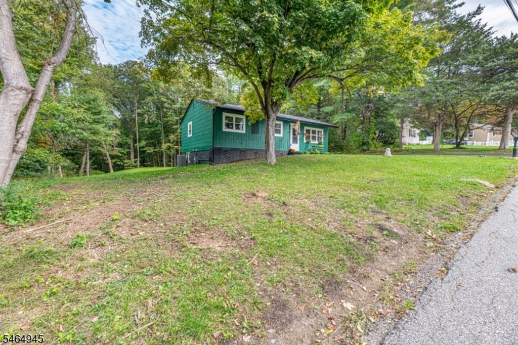 7 Fox Hill Dr, Franklin Boro, NJ 07416 — photo 5