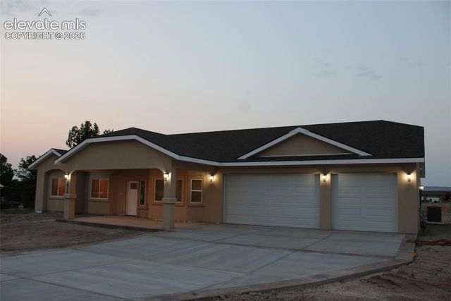 1626 W Alvarado Drive, Pueblo, CO 81007