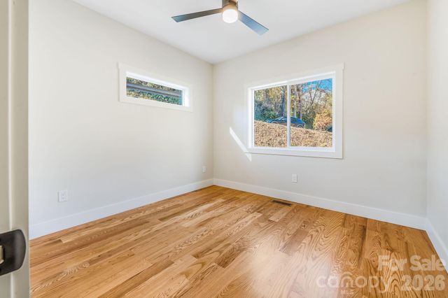 67 Crestfield Avenue, Asheville, NC 28804