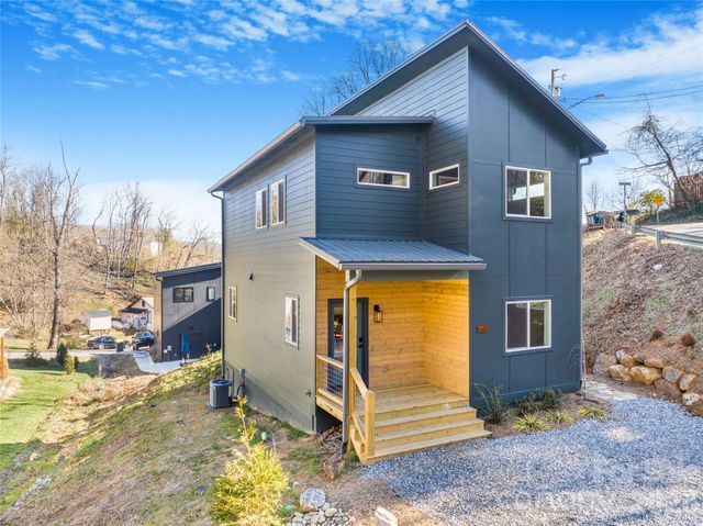 67 Crestfield Avenue, Asheville, NC 28804