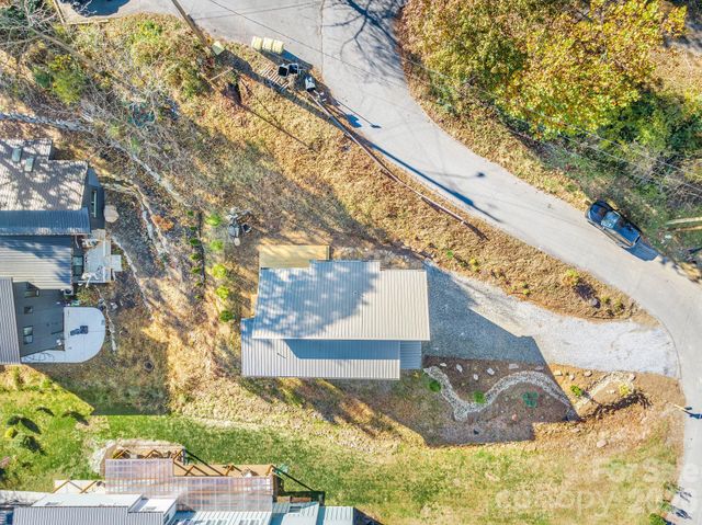 67 Crestfield Avenue, Asheville, NC 28804