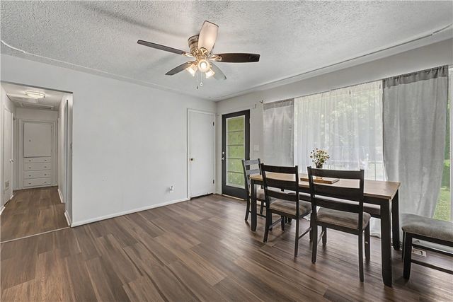 3300 Monte NE Road, Rogers, AR 72758