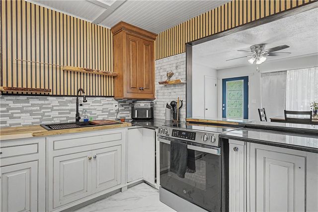 3300 Monte NE Road, Rogers, AR 72758