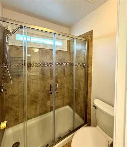 1070 Admiral Crossing, Alpharetta, GA 30005