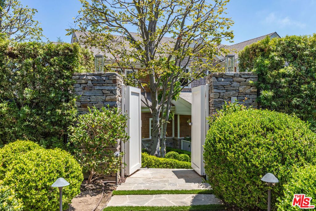 770 Napoli Drive, Pacific Palisades, CA 90272 — photo 2