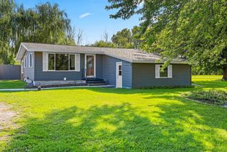 6649 COUNTY ROAD R, Oshkosh, WI 54902