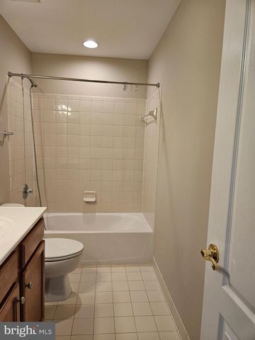 41904 DIABASE SQ, Aldie, VA 20105