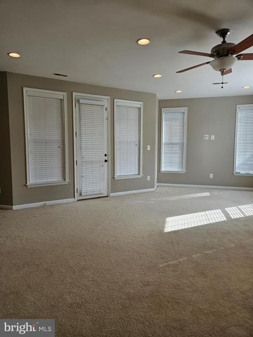 41904 DIABASE SQ, Aldie, VA 20105