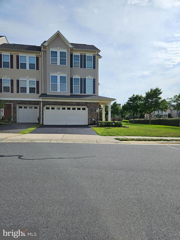 41904 DIABASE SQ, Aldie, VA 20105