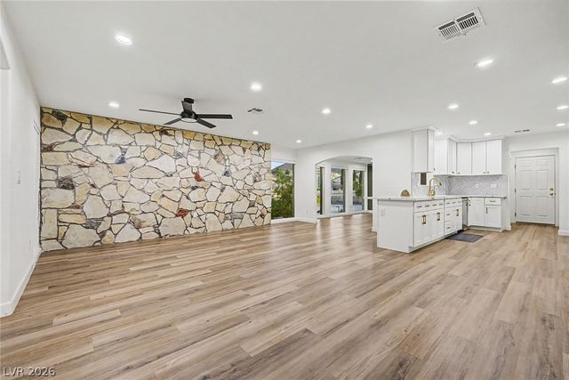 236 East Country Club Drive, Henderson, NV 89015