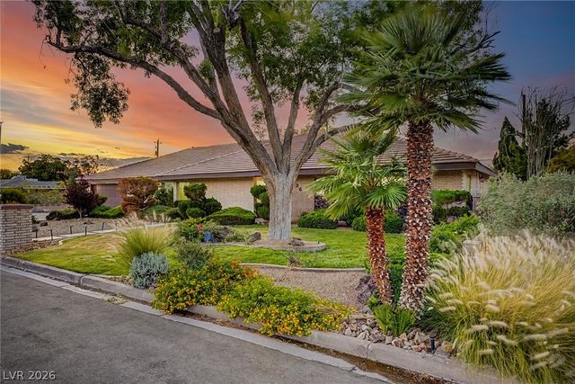 236 East Country Club Drive, Henderson, NV 89015