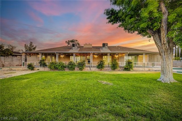 236 East Country Club Drive, Henderson, NV 89015