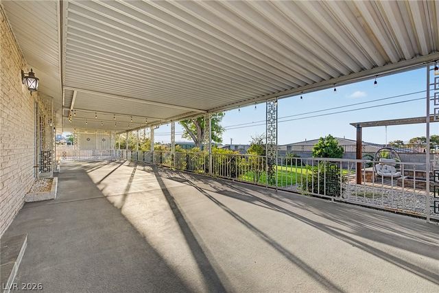 236 East Country Club Drive, Henderson, NV 89015