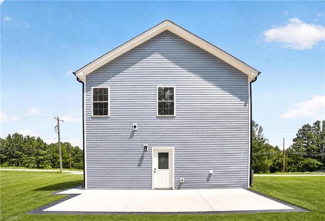 2822 Uwharrie Road, Archdale, NC 27263