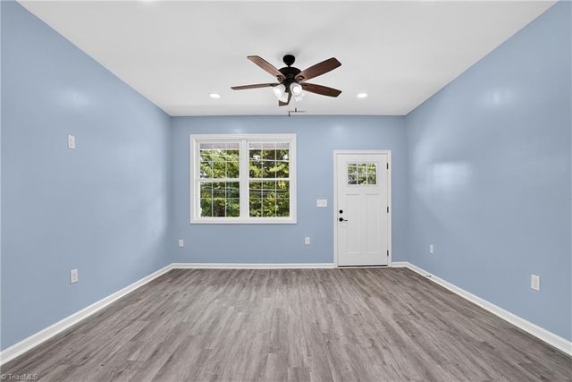 2822 Uwharrie Road, Archdale, NC 27263