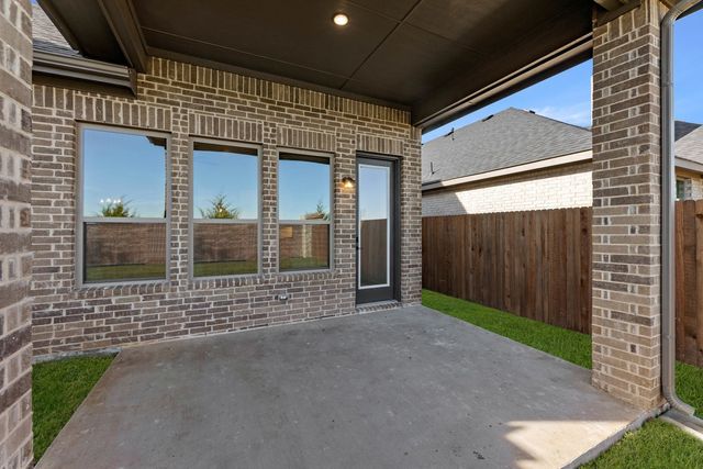 1913 Windsor, Mansfield, TX 76084
