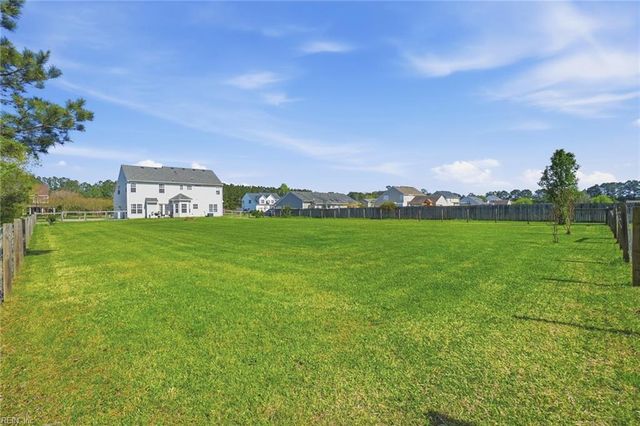 145 Pier Landing LOOP, South Mills, NC 27976