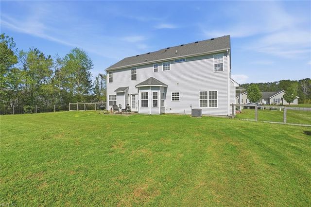145 Pier Landing LOOP, South Mills, NC 27976