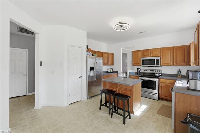 145 Pier Landing LOOP, South Mills, NC 27976