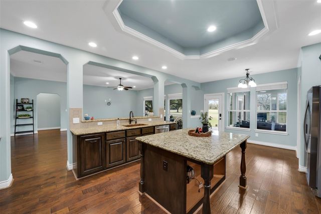 19407 Pine Tree Lane, Waller, TX 77484