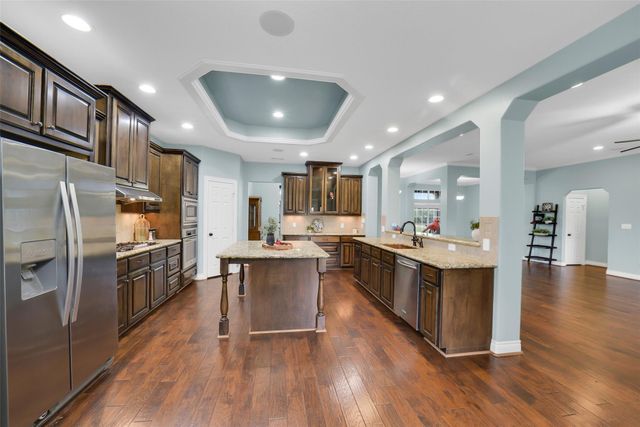 19407 Pine Tree Lane, Waller, TX 77484