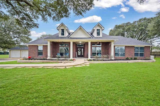 19407 Pine Tree Lane, Waller, TX 77484