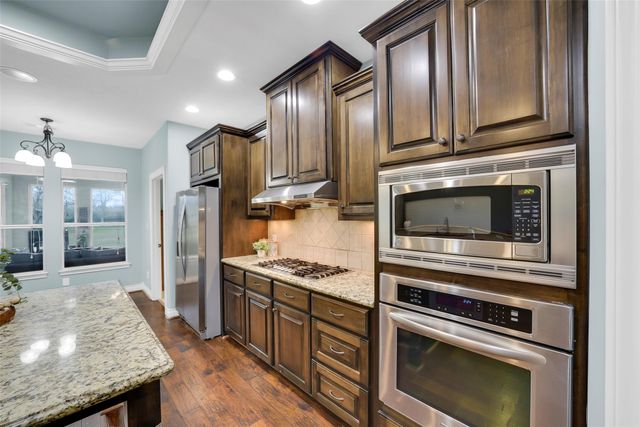 19407 Pine Tree Lane, Waller, TX 77484